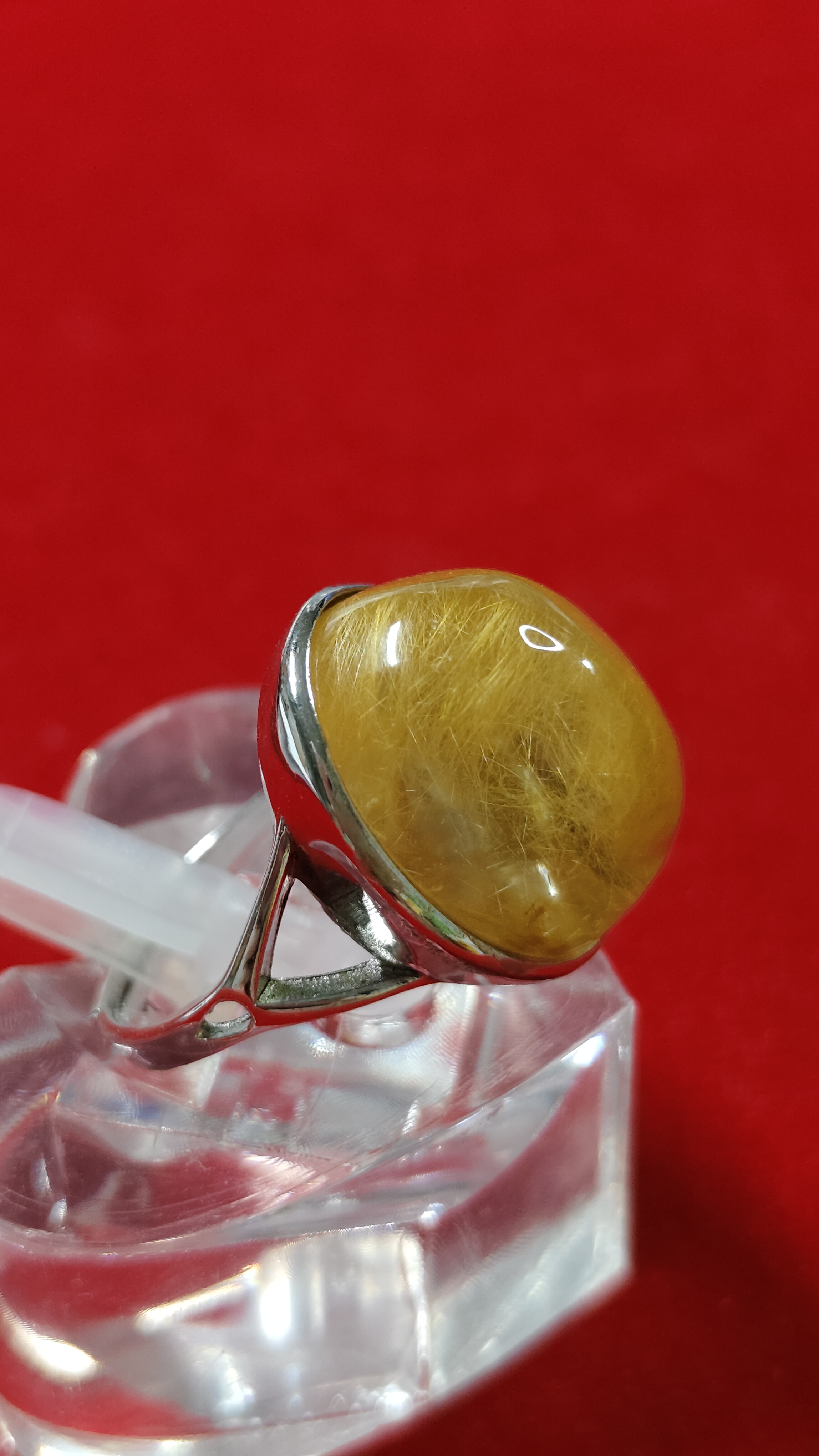 #แหวนไหมทองแก้ววิตูลขนทราย รหัสR-0091