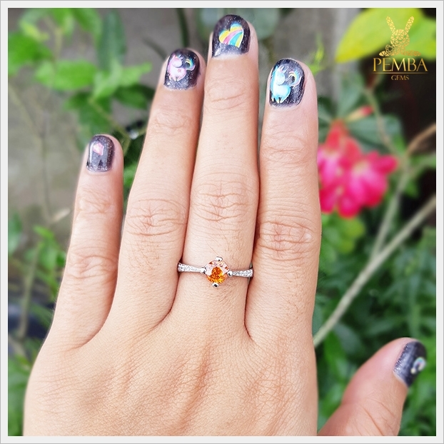 แหวนเพทายเหลือง สีเหลืองทองโดดเด่นสะดุดตา เงินแท้925 แหวนพลอยแท้