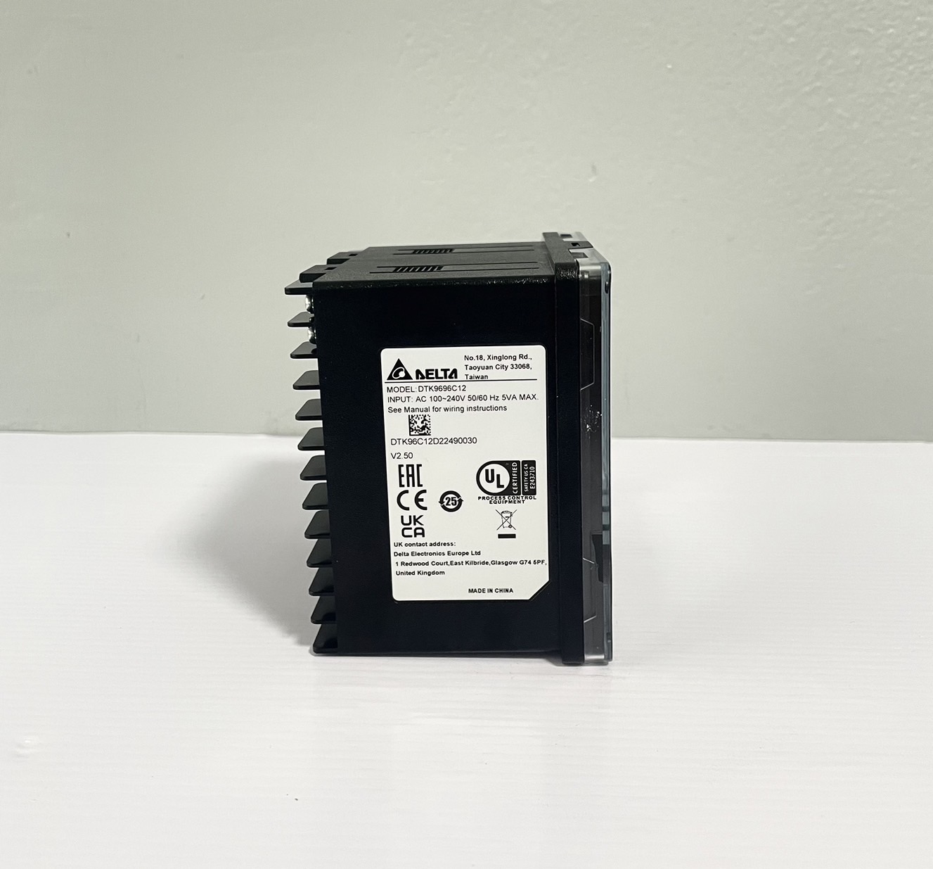 Delta Temperature ControllerDT Series Model: DTK9696C12 DC current output, 4 ~ 20 mA,RS-485 Communication