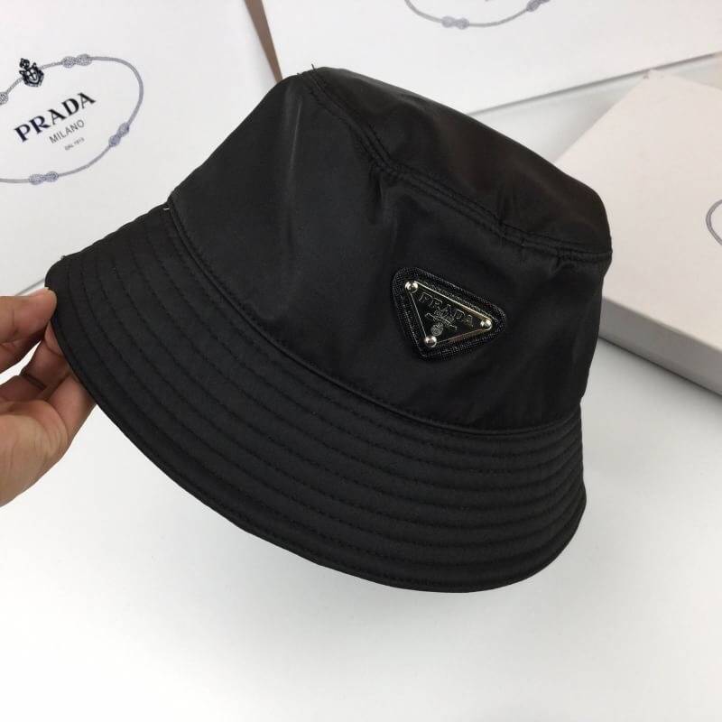 หมวก pd hat cap bucket hat hiend มีหลายแบบกดดูเพิ่ม สอบถามได้ค่ะสต็อคเปลี่ยนตลอด