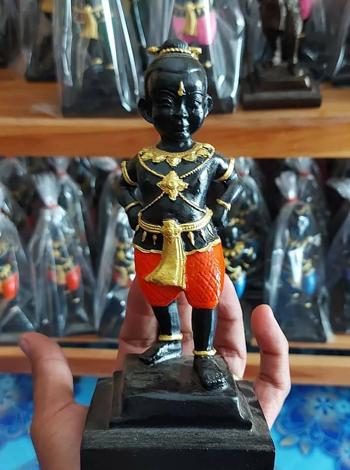 รูปหล่อ รูปปั้น กุมาร (ยังไม่ได้ปลุกเสก) เนื้อแร่เหล็กน้ำพี้ (ขายปลีก ขายส่ง)