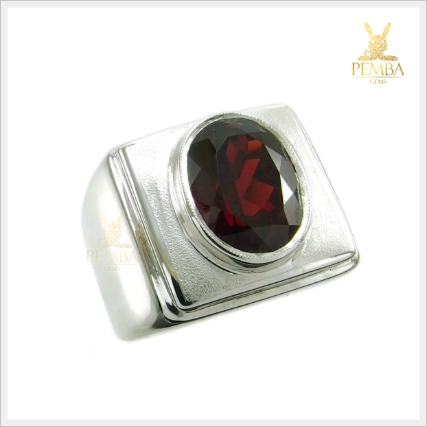 แหวนโกเมนแท้ เงินแท้925 ชุบทองคำขาว เรียบๆ เสริมอำนาจบารมี