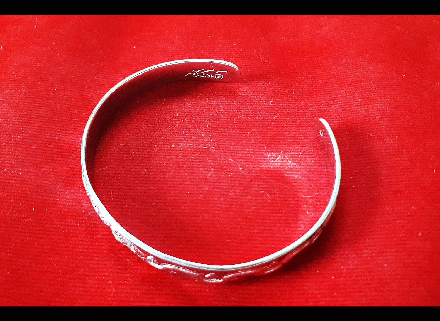 กำไล นวหรคุณ เนื้อเงินแท้ รุ่นแรก ปี2560 - หลวงพ่อเล็ก วัดท่าขนุน