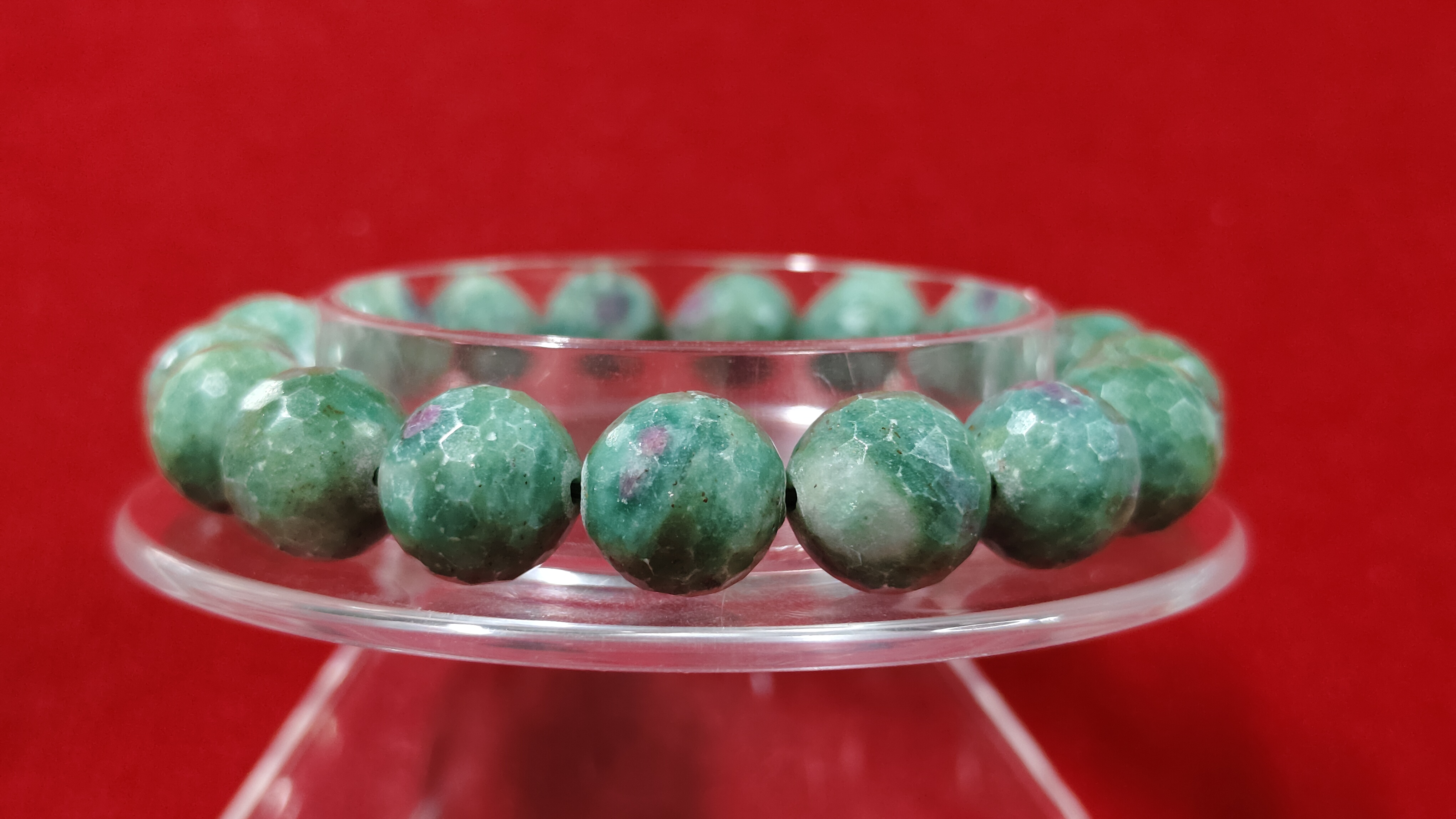 #ข้อมือหินซอยไซต์ วิท รูบี้รหัสbh-0047