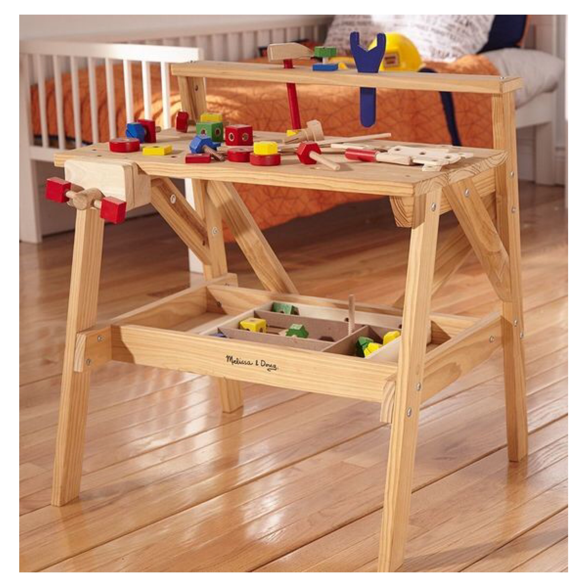โต๊ะกิจกรรมงานช่างเอนกประสงค์ Melissa & Doug Wooden Project Solid Wood Workbench