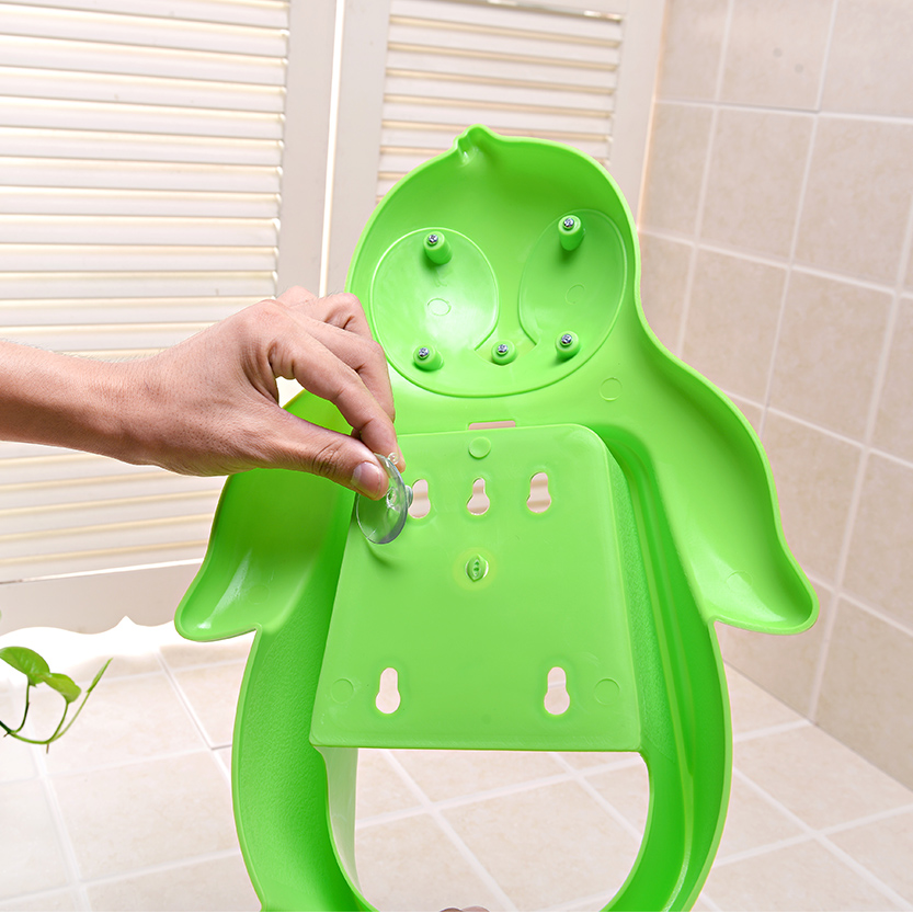 กระโถนฝึกขับถ่ายสำหรับเด็กชาย - Penguin Training Potty for Boys หลากหลายสีสัน