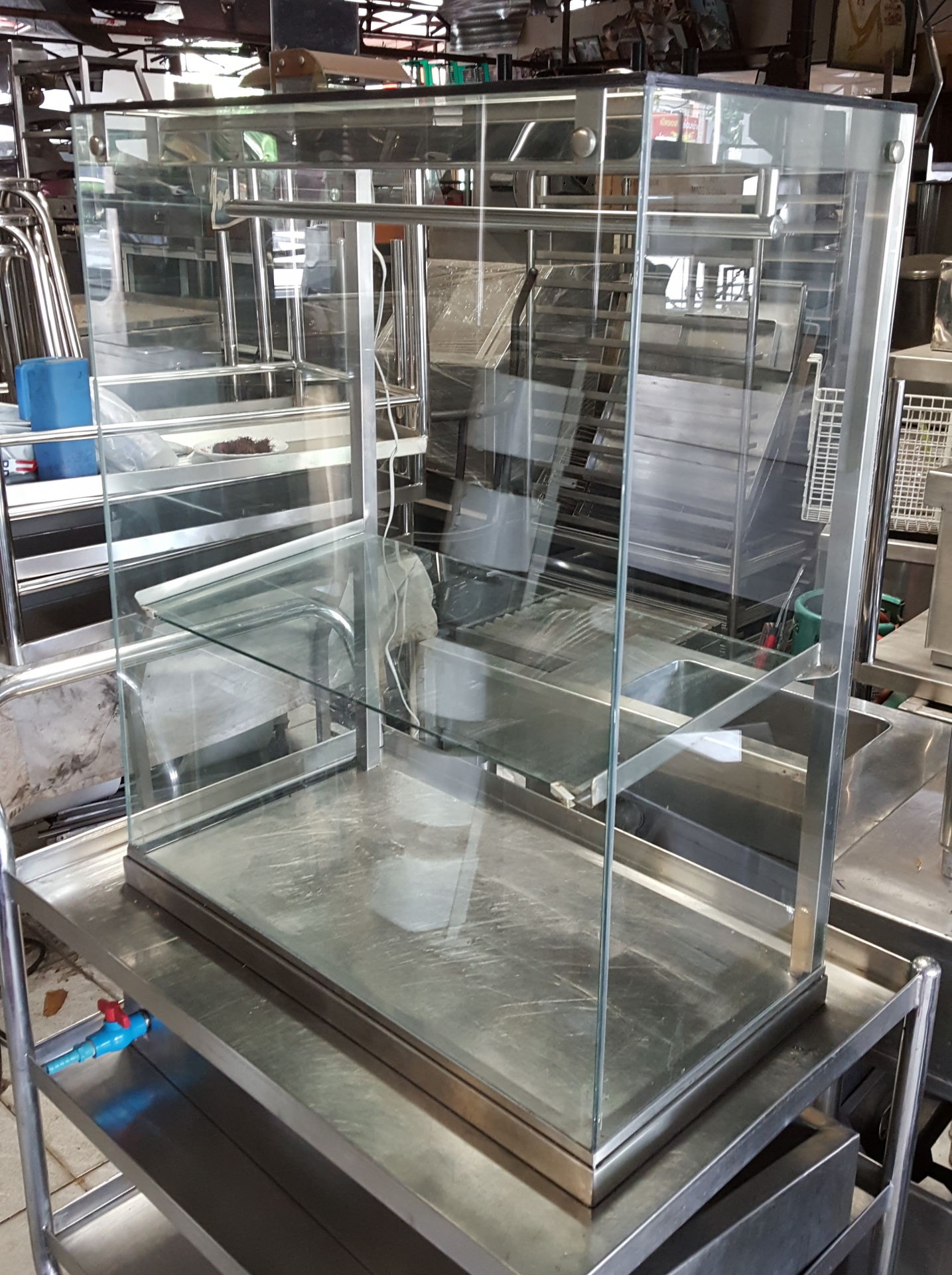 ตู้โชว์ขายก๋วยเตี๋ยว/อาหารตามสั่ง