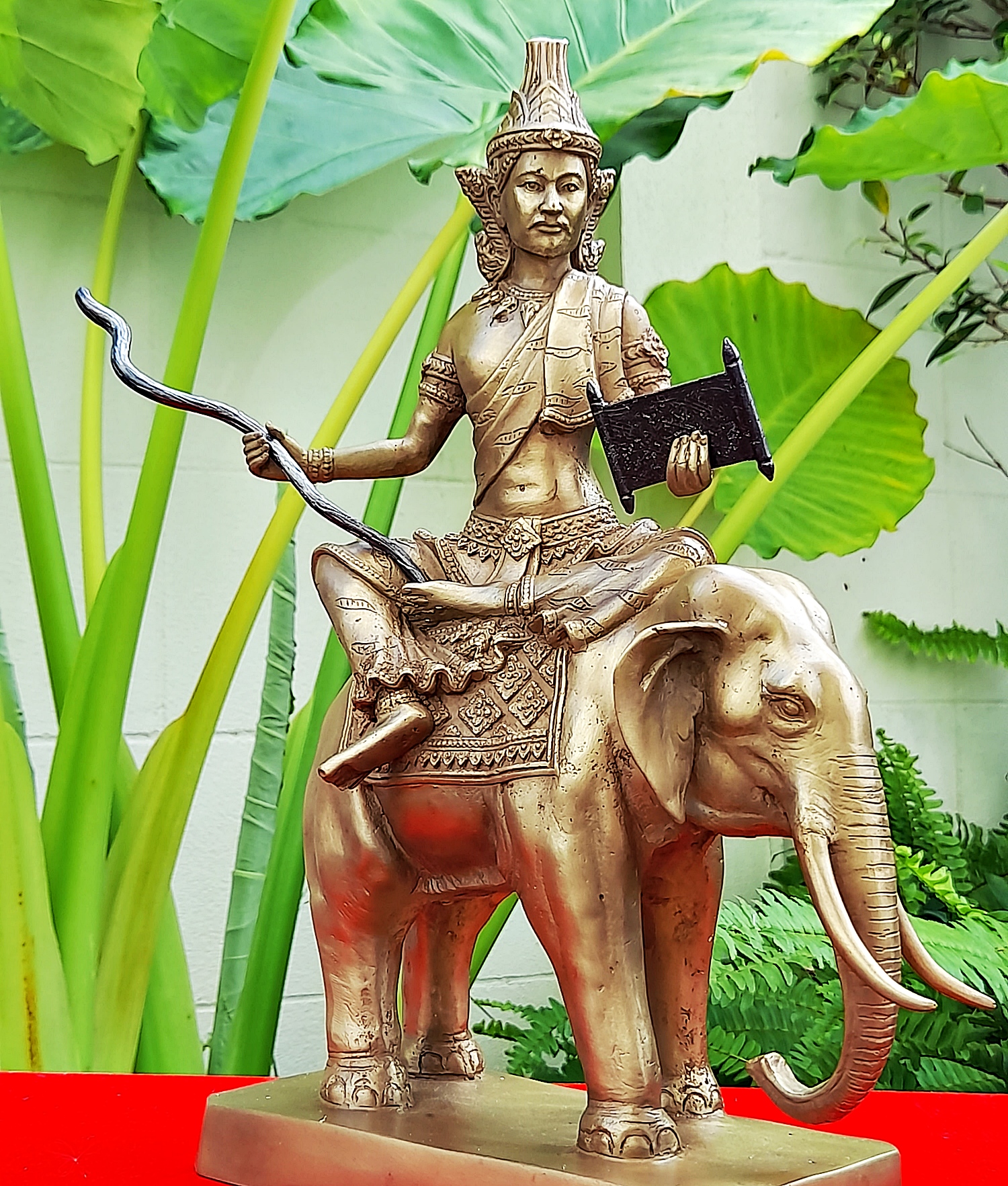 รูปหล่อ ปู่พระฤาษี ทรงช้าง ถือไม้เท้า กระดานชนวน (พระพฤหัสบดี แห่ง สติปัญญา บรมครูของทุกสรรพศาสตร์วิชา(เป็นหัวหน้าของปู่ฤาษี180ตน)) (ขนาดตั้งบูชา สูง14นิ้ว ยาว9นิ้วครึ่ง ลึก4นิ้วครึ่ง) เนื้อทองเหลือง #ปลุกเสกแล้ว #รับประกันแท้