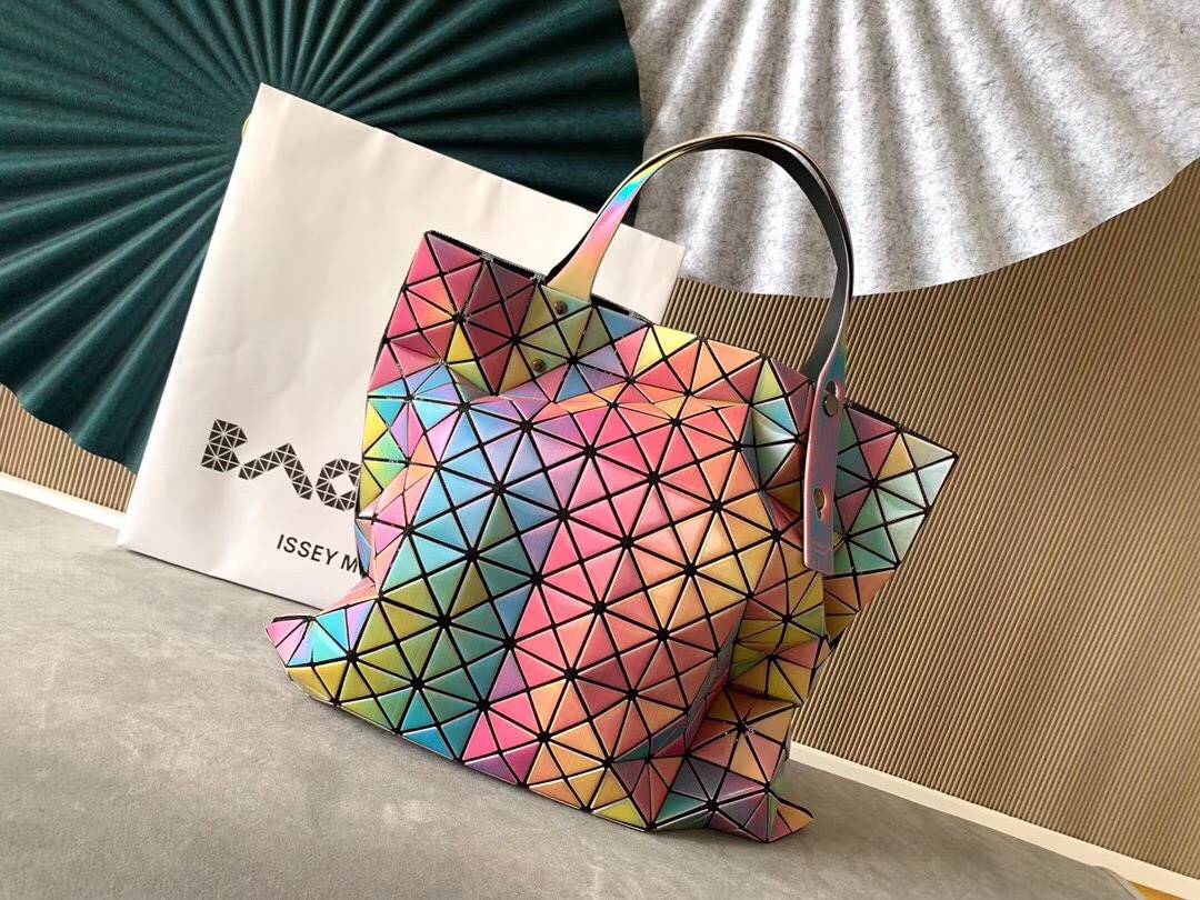 กระเป๋า issey rainbow สีรุ้ง 10*10 แบบพลอย