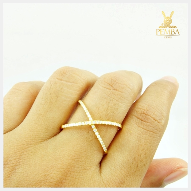 แหวนเพชรแท้ สวยเก๋มีสไตล์ ใส่ติดนิ้วเพิ่มเสน่ห์(สามารถสั่งทำได้ค่ะ)