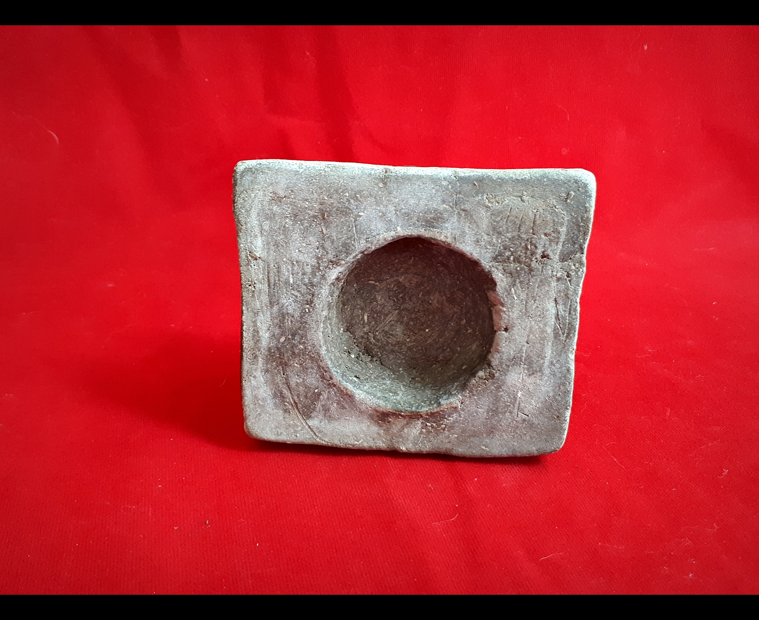 รูปหล่อ หลวงปู่ครูวังหน้า(หลวงปู่ทวด) (ขนาดบูชา หน้าตัก3นิ้ว กดพิมพ์ขึ้นรูปในโบสถ์วังหน้า) ปี2559 - พ่อครู พระอาจารย์ศิริพงษ์ เรือนพระภรตมุนี วัดสุทธาราม