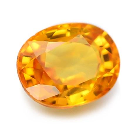 Thai Yellow Sapphire พลอยบุษราคัมบางกะจะ จันทบุรี รูปไข่ หนัก 1.84 กะรัต สีเหลืองทอง มองตาเปล่าสะอาดไม่มีตำหนนิ