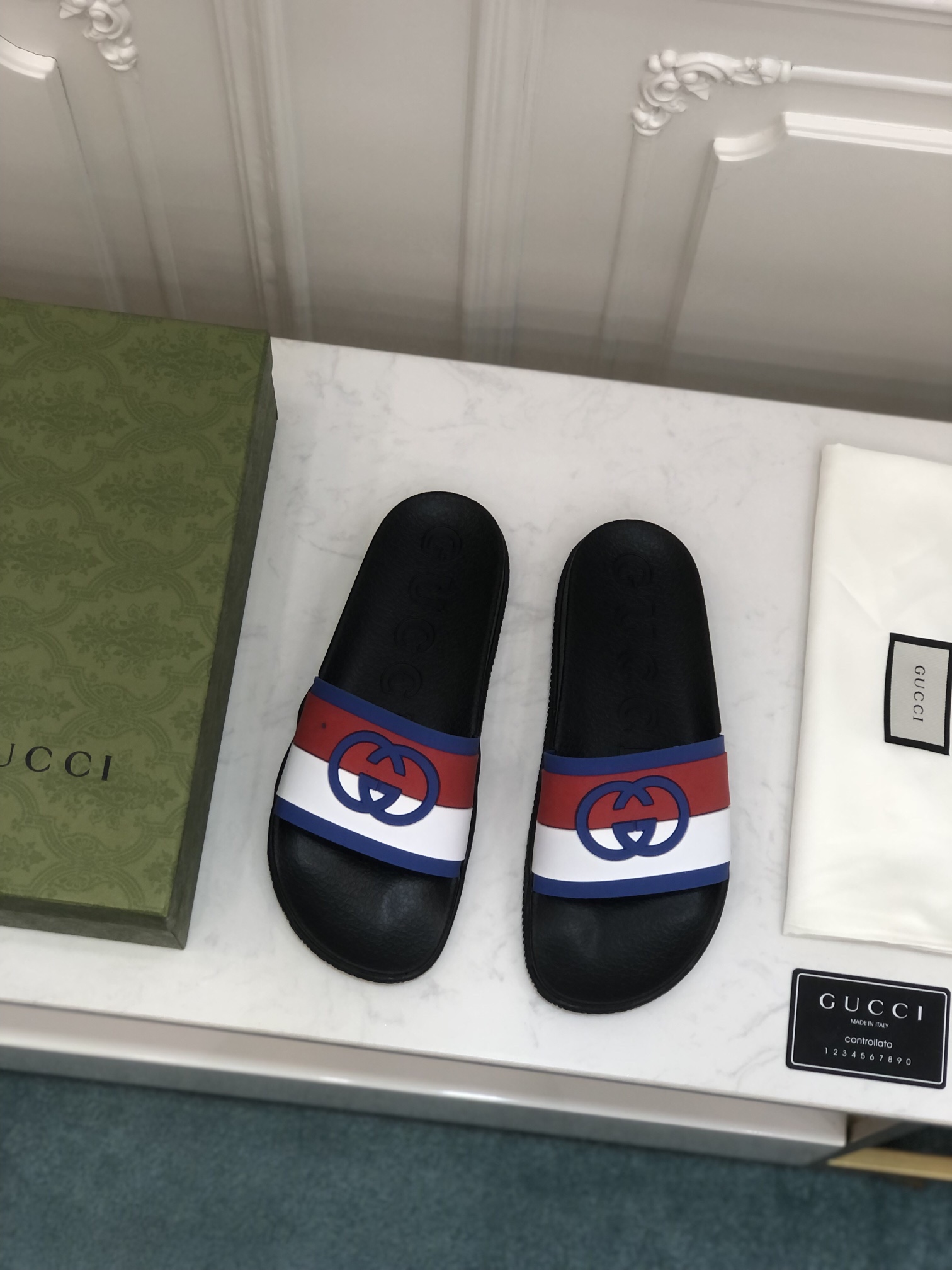 รองเท้าแตะ gc men slippers ชาย 38-45 แบบอีกเยอะกดดูด้านใน