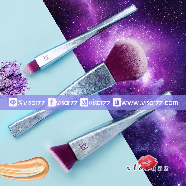 (ขายส่ง 380.-) Real Techniques Brush Crush Volume II 301 Foundation Brush Limited Edition แปรงทารองพื้น รุ่นลิมิเต็ด ด้วยรูปทรงและสีสันสุดหรู ด้ามแปรงสีเงินระยิบระยับและขนแปรงสีม่วงสุดหรู