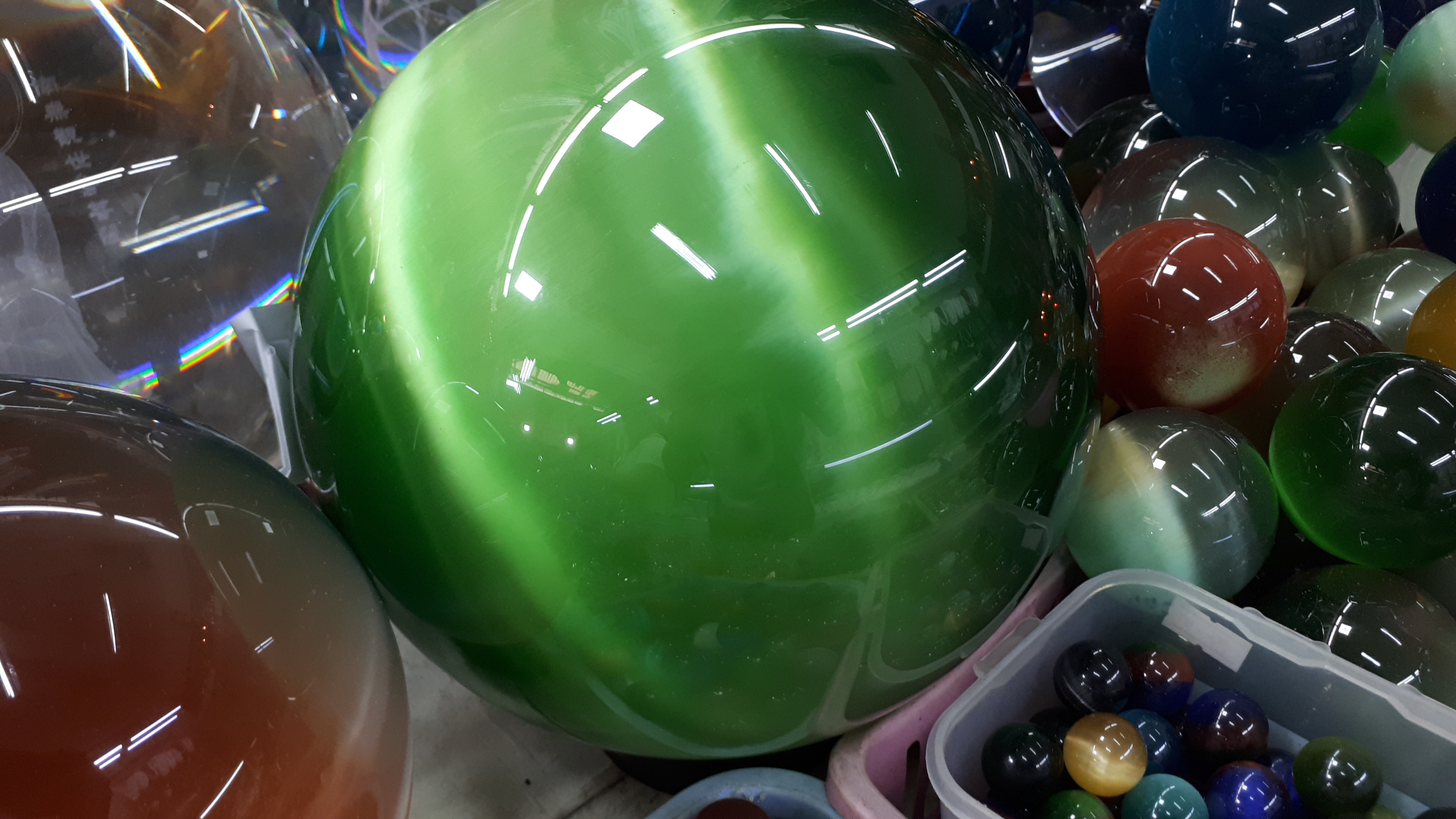 ลูกแก้ว สีลายตาแมว สีเขียว (ขนาด20ซม)