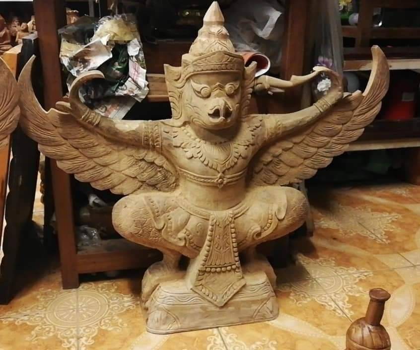 พญาครุฑ​ ไม้สัก​ แกะสลักจากไม้สัก (งาน Handmake พร้อมทำสี) (กว้าง​70​ซม​ สูง​65ซม)