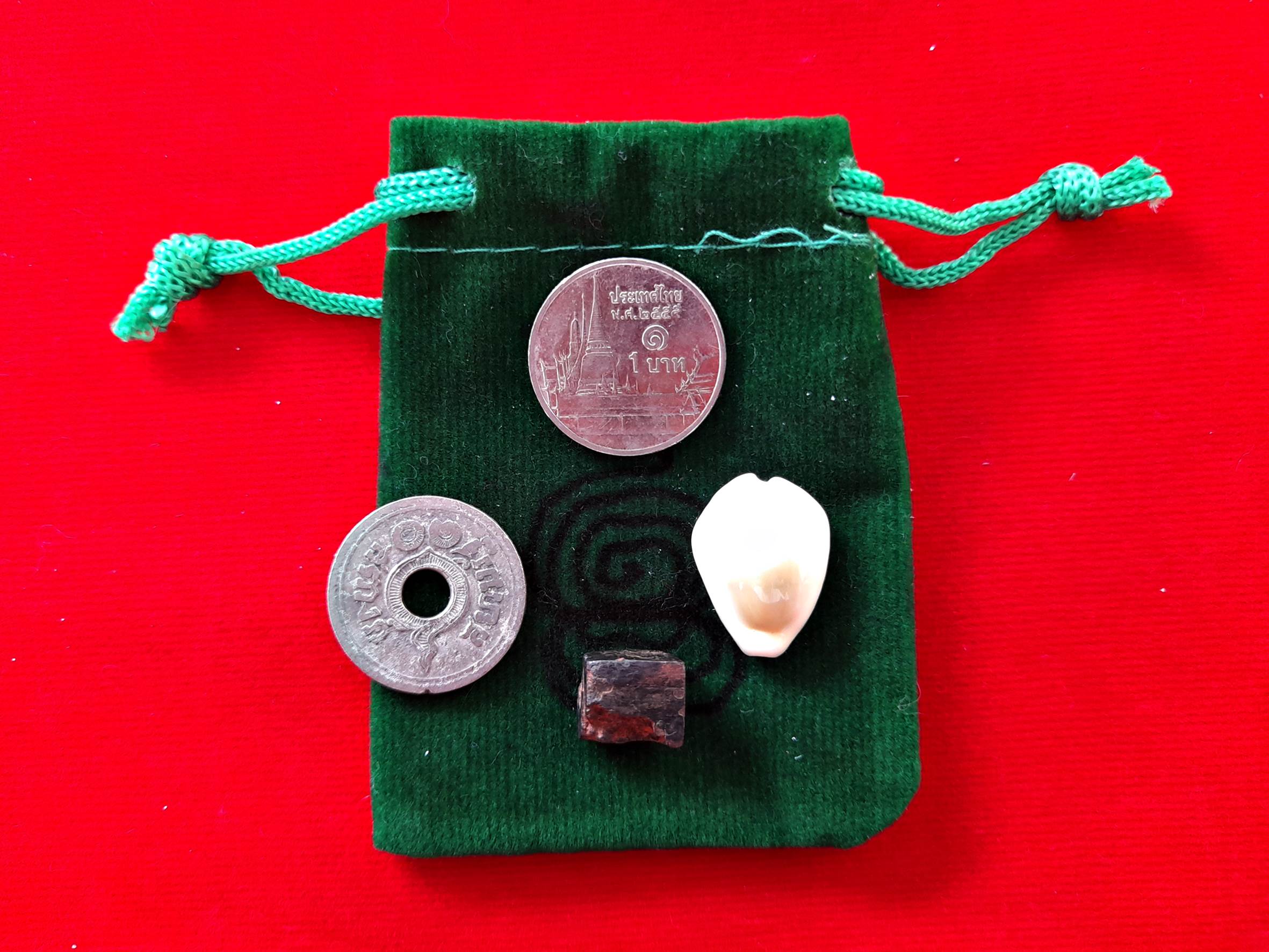 ถุง โภคทรัพย์ (เขียวเหนียวทรัพย์) ไหว้ครูวันเพ็ญ (ลอยกระทง) ปี2565 #รับประกันแท้ - พระอาจารย์มานิตย์ วัดเงินบางพรหม