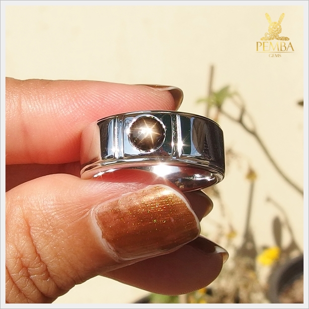 แหวน BlackStar Sapphire ดีไซน์เรียบๆ ดูดีมีสไตล์ แหวนพลอยแท้