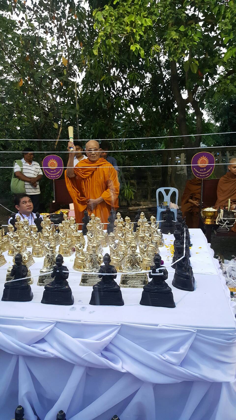 กุมารทอง อมตฤทธิ์ เนื้อทองเหลือง อุดมวลสาร ปี2559 (ขนาดตั้งบูชา หน้าตัก4นิ้ว สูง7นิ้ว) - (หลวงพ่อรักษ์ หลวงปู่ยวง ปลุกเสก)