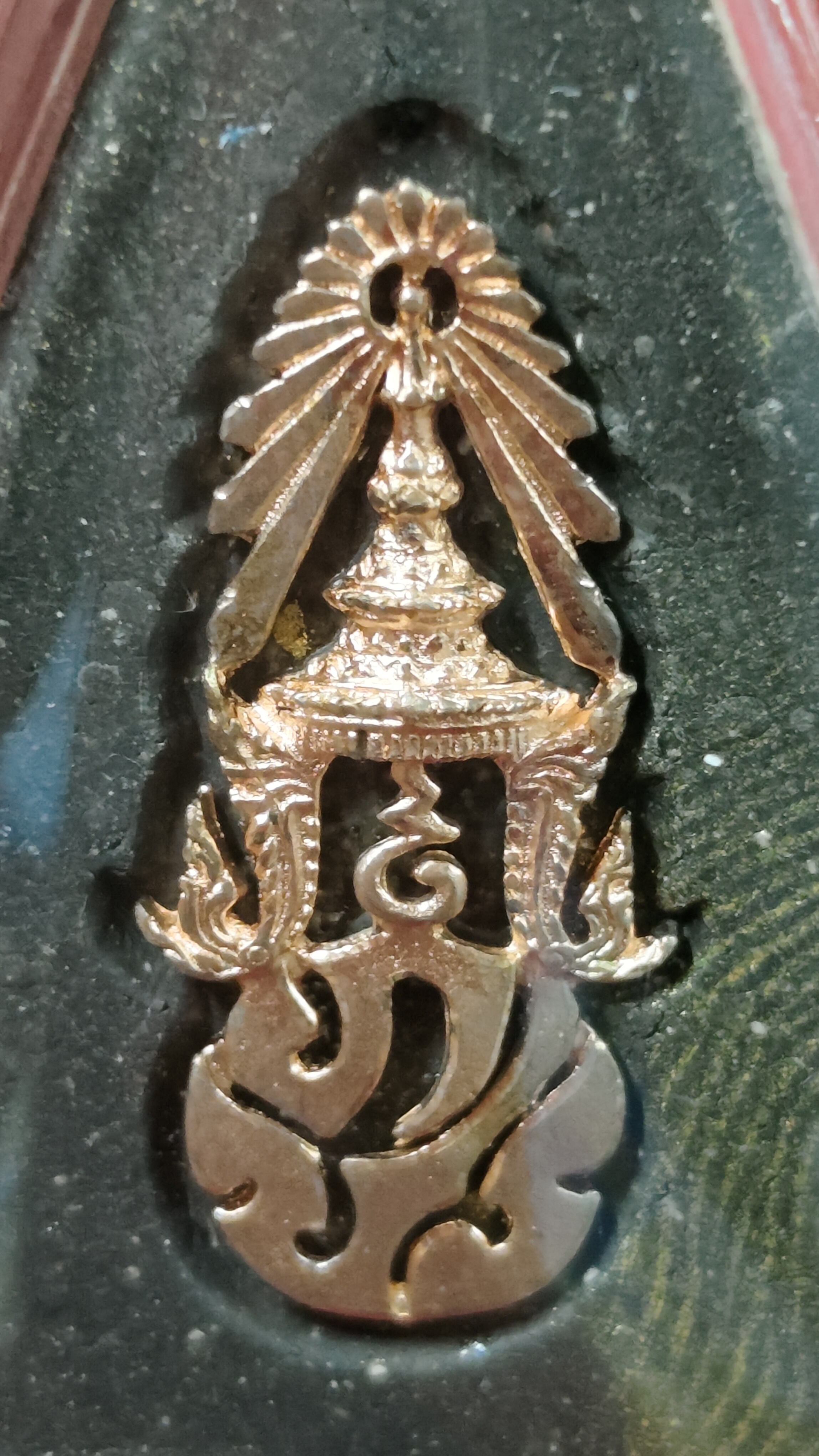 #พระพุทธชินราชเนื้อผงหลังภ.ป.ร.เนื้อทองแดง รหัสm-0074