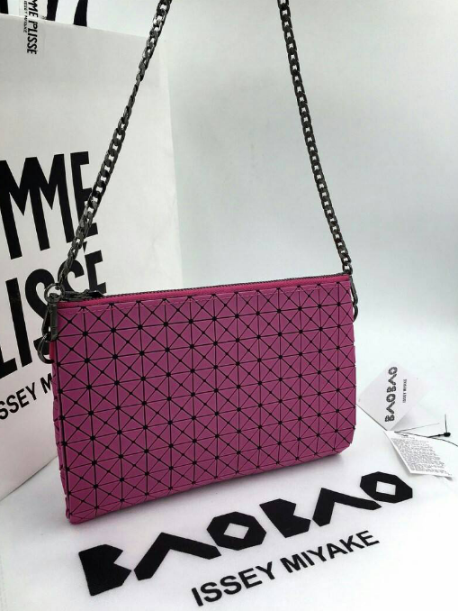 พร้อมส่ง กระเป๋า issey clutch 24 cm คลัช มีสายยาว