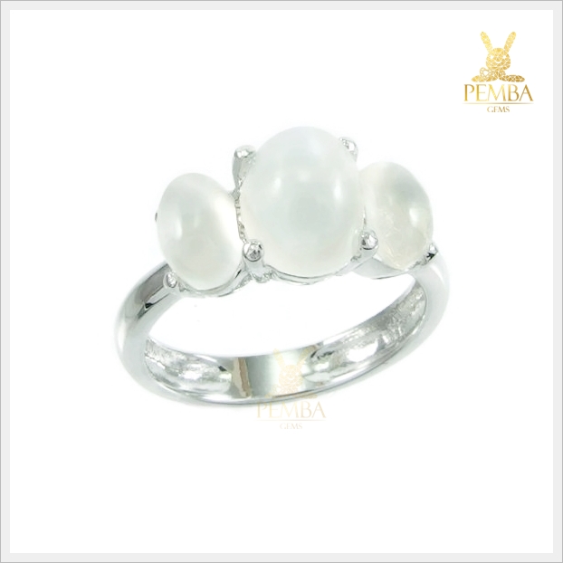 แหวนมูนสโตน สีขาวนวล เงินแท้ ชุบทองคำขาว