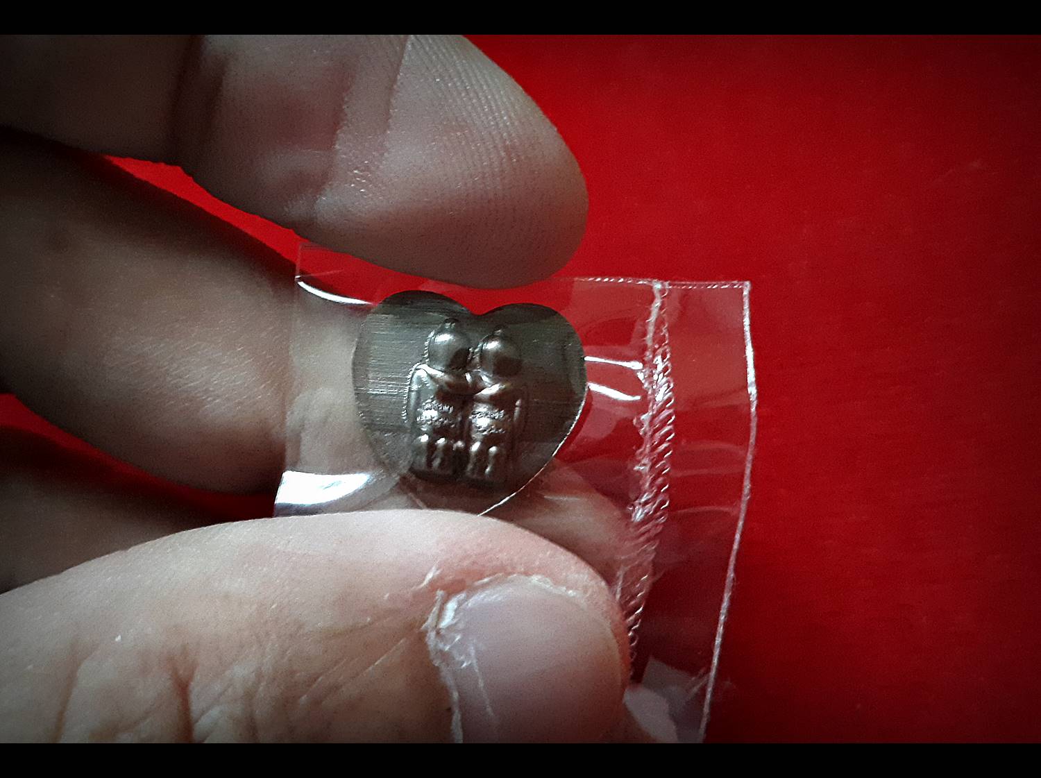 เหรียญ กัณหา-ชาลี (พิมพ์ทรงหัวใจ) เนื้อนวะโลหะ (หน้ากาก ทองคำแท้) ปี2561