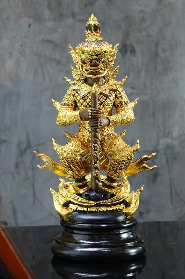 รูปหล่อ ท้าวเวสสุวรรณ รุ่น จอมจักรพรรดิ์ ชุดทองไหลมา (สูง12นิ้ว) เนื้อโลหะสัมฤทธิ์ ปิดทอง