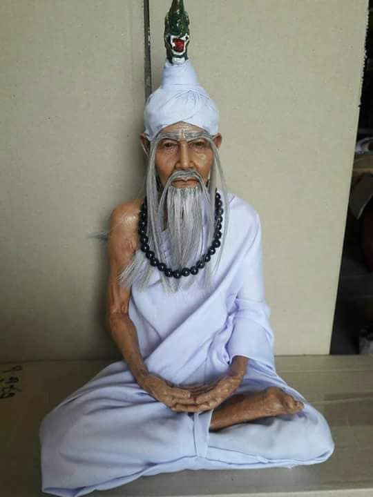 รูปหล่อ รวมแบบต่างๆ พ่อปู่ฤาษี เนื้อเรซิ่น (หน้าตัก9นิ้ว สูง14นิ้ว)