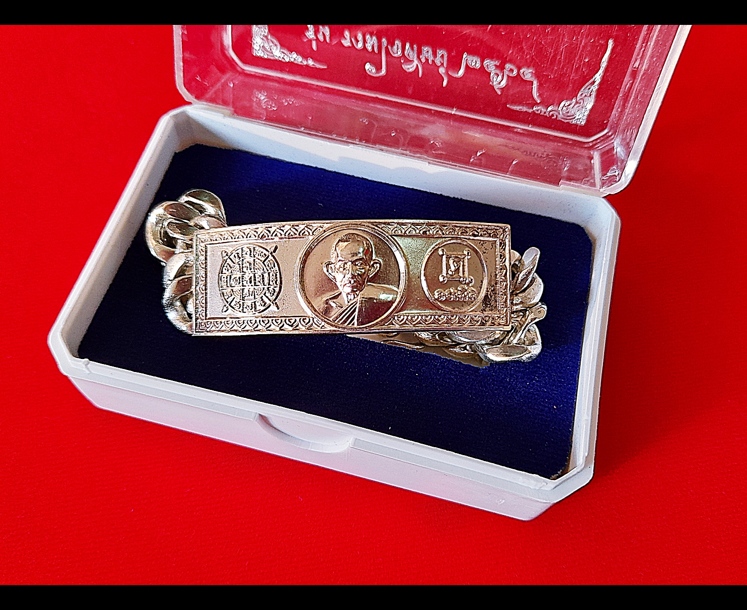 เลสสร้อยข้อมือ ยันต์หนุนเสริมดวง หลวงพ่อกวย วัดโฆสิตาราม(วัดบ้านแค) จ.ชัยนาท เนื้ออับปาก้า (เส้นใหญ่ น้ำหนัก4บาท) ปี2564 - #สร้างและปลุกเสกจากวัดโฆสิตาราม #รับประกันแท้