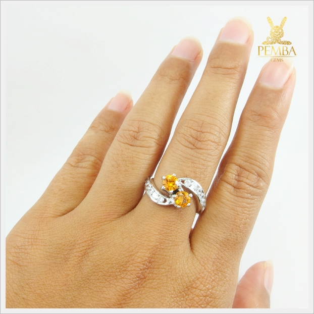 แหวนบุษราคัมแท้ สีเหลืองทองสวยใสไฟดี เงินแท้ ดีไซด์เก๋ๆ น่ารักๆ แหวนพลอยแท้