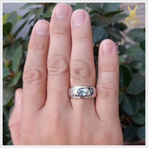 แหวนอะความารีนแท้ เงินแท้925 ชุบทองคำขาว ดีไซน์เรียบๆ ดูดีมีสไตล์