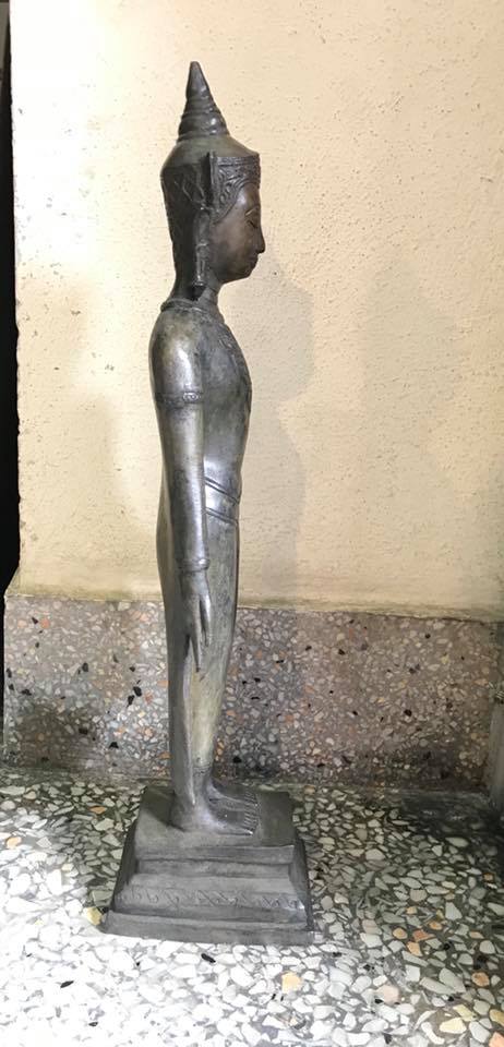 รูปหล่อ พระพุทธรูป พระจักรพรรดิ์ ปางเปิดโลก (ความสูง20นิ้ว) เนื้อทองเหลือง