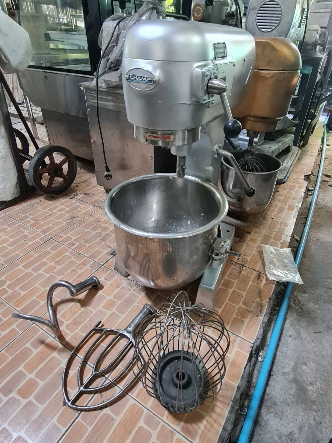 เครื่องตีไข่ ผสมแป้ง 20 ลิตร