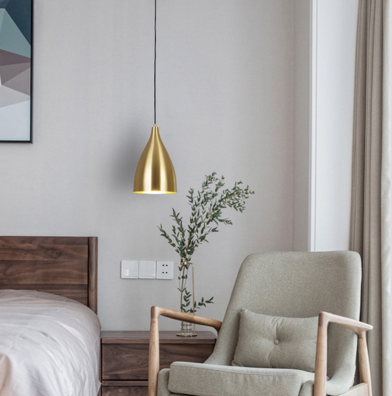 โคมไฟแขวนเพดานโลหะเหล็กทรงหยดน้ำสีทองสไตล์ Northern Europe ปากโคมกว้าง 18 CM [MKL-026]