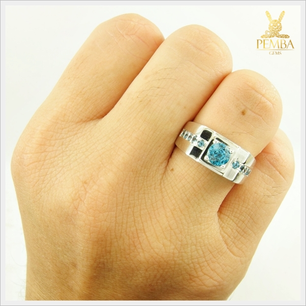 แหวนเพทายแท้ เงินแท้ ชุบทองคำขาว เสริมอำนาจบารมี แหวนพลอยแท้