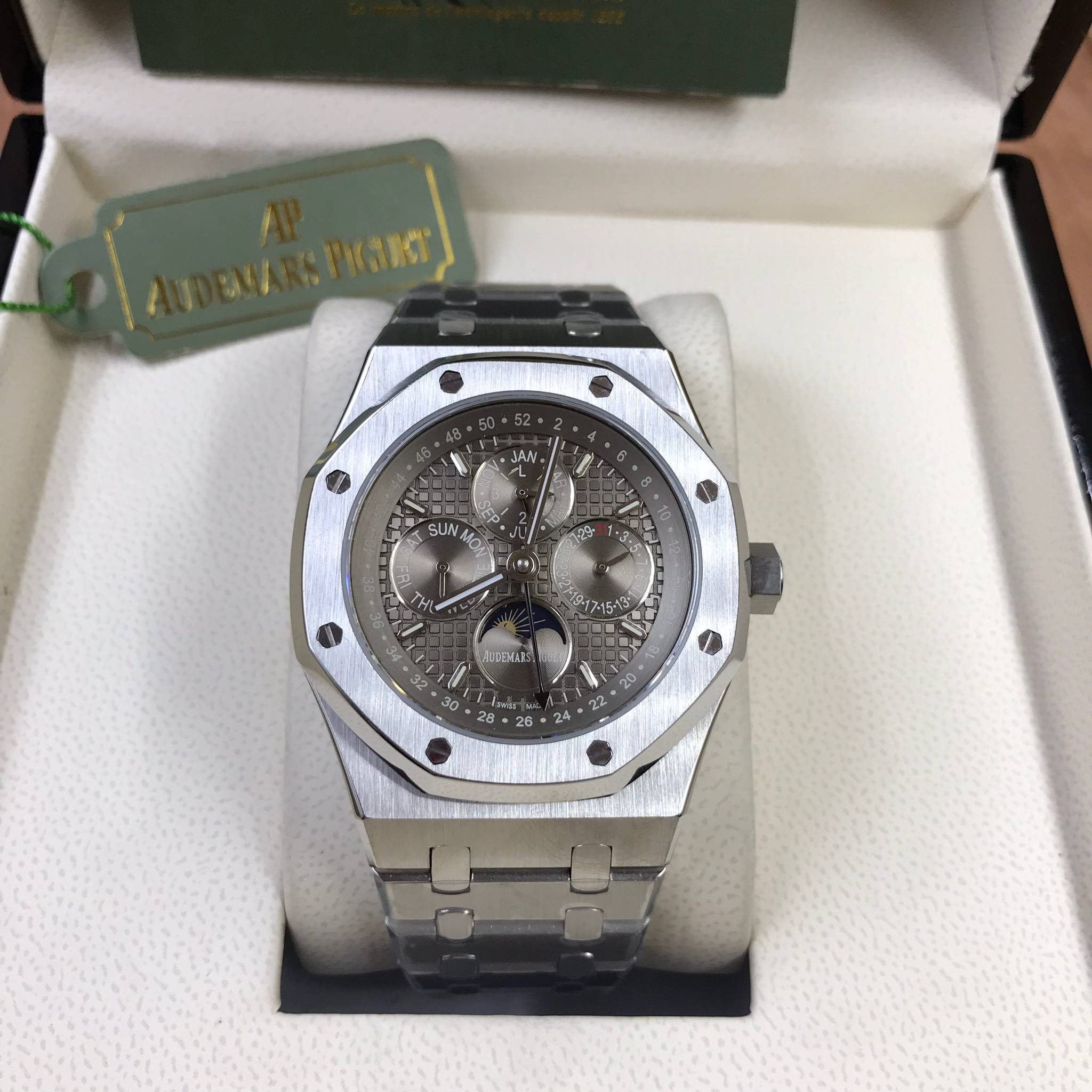 นาฬิกา Audemars Piguet Royal Oak Perpetual Calendar 25820ST สายเลส เกรด CC