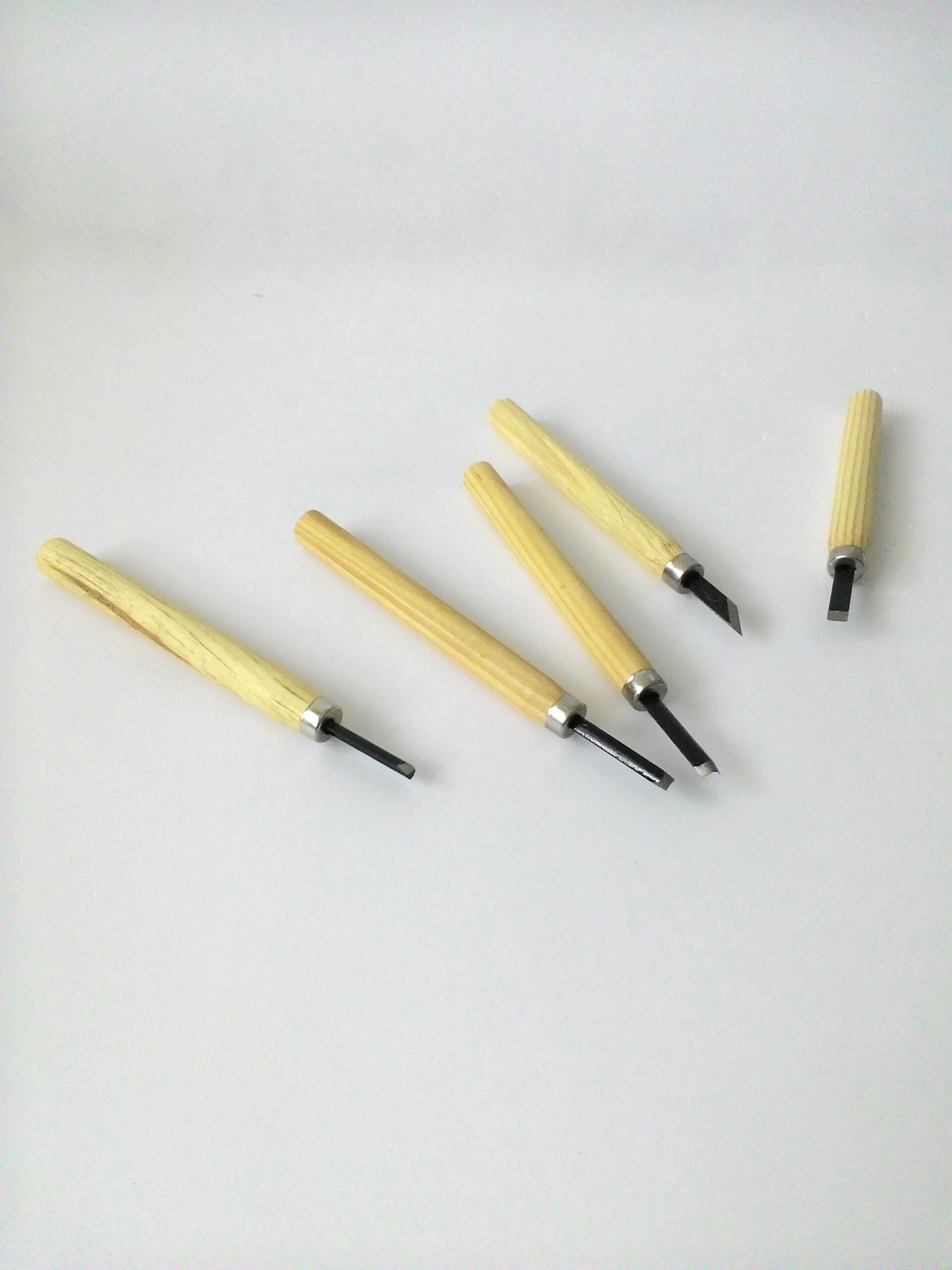 อุปกรณ์แกะสลัก