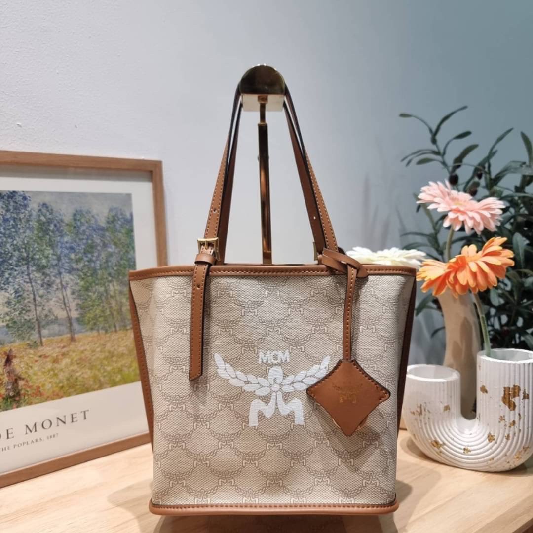 MCM MINI HIMMEL SHOPPER IN LAURETOS (แอดไลน์ก่อนสั่งซื้อ)