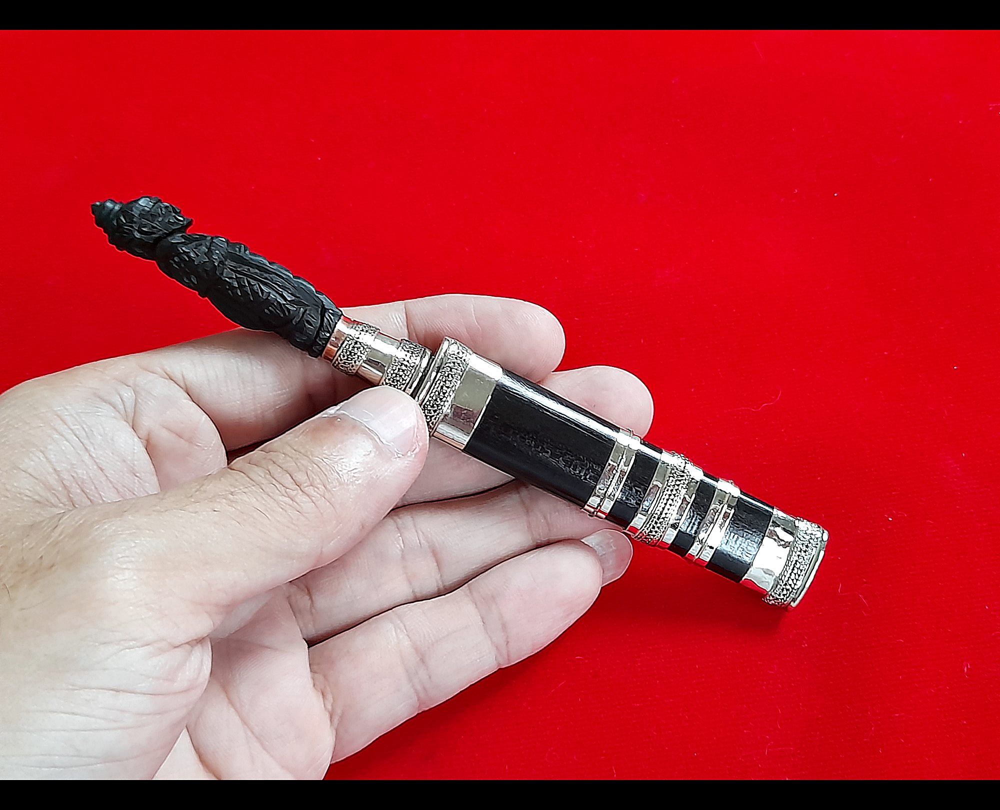 มีดหมอ (ตีจากเหล็กยอดพระธาตุ) ด้ามหัวท้าวเวสสุวรรณ เข้าพิธีปลุกเสก 3ปี