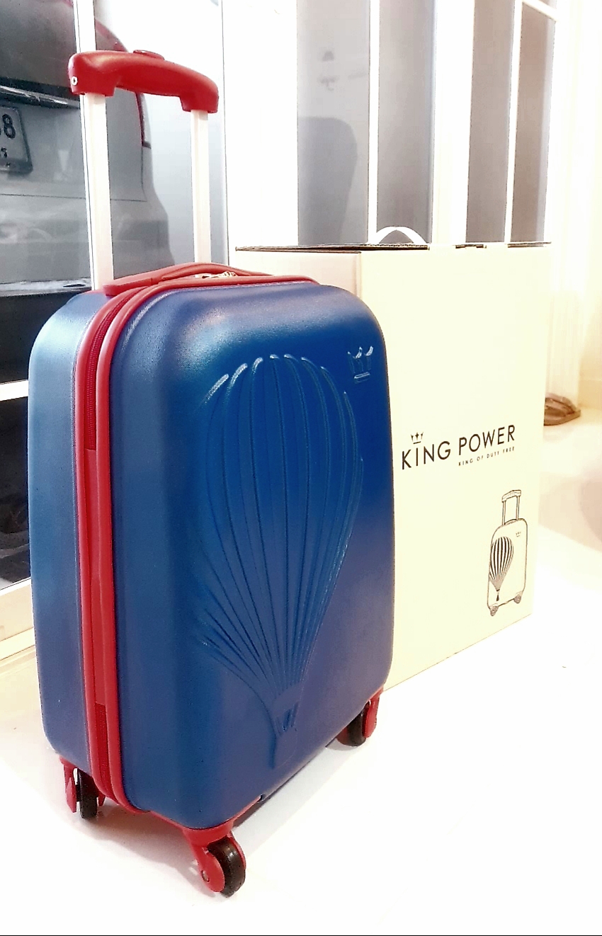 สินค้าพรีเมี่ยม King Power Balloon กระเป๋าเดินทางไฟเบอร์ 20" 4 ล้อลากได้ 360องศา ตัวไฟเบอร์นูนเป็นลายบอลลูน และโลโก้คิงพาวเวอร์