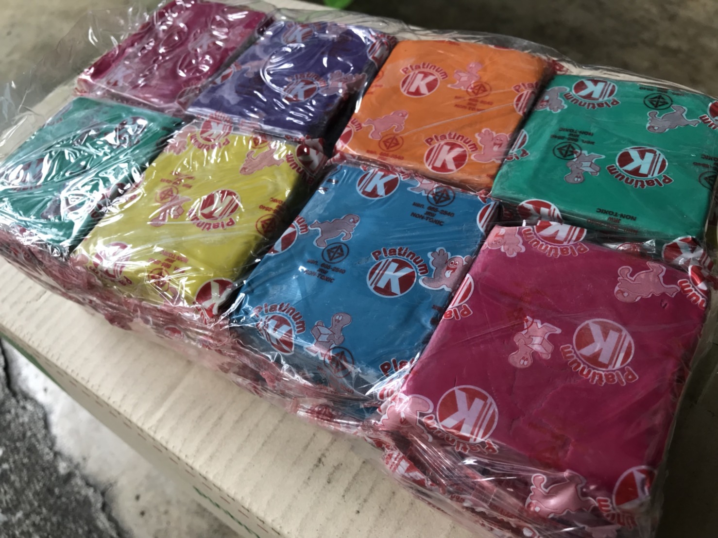 P10573 ดินน้ำมัน (ราคาส่งต่อ 1 ห่อ: 24 แพค:เฉลี่ย 4 บ/แพค)