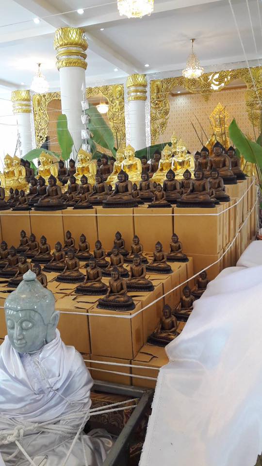 รูปหล่อ หลวงพ่อสำเร็จศักดิ์สิทธิ์ หน้าตัก3นิ้ว เนื้อโลหะรมดำโบราณ