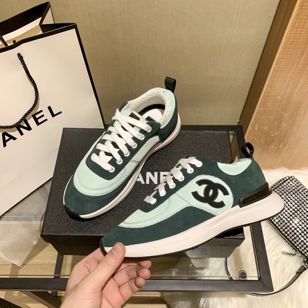 รองเท้า cn sneakers รุ่นใหม่ สอบถามไซส์ได้ค่ะสต็อคของเปลี่ยนตลอด