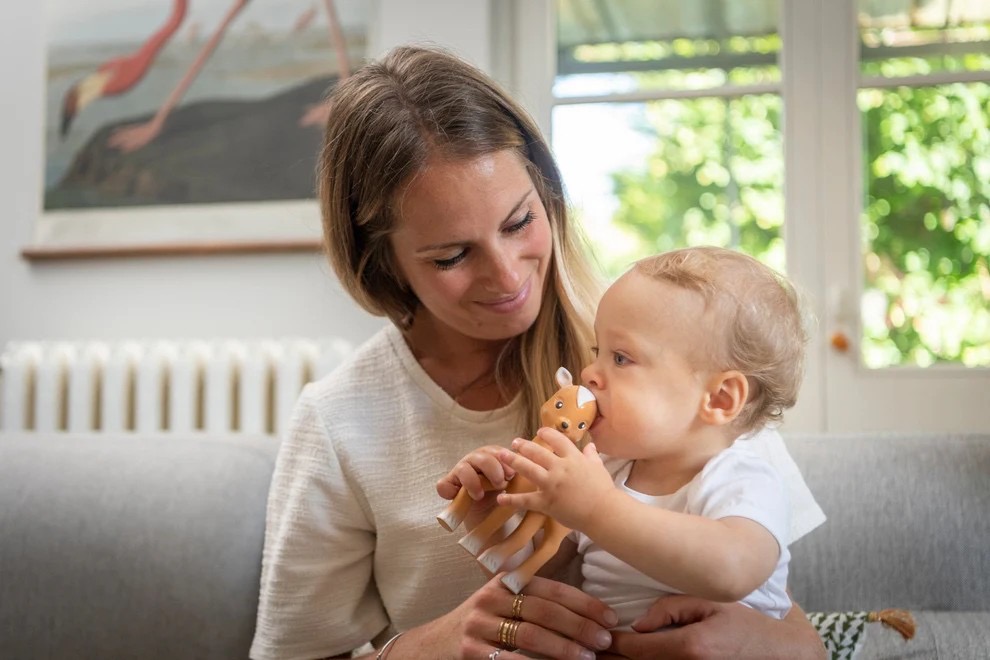 ยางกัดกวางน้อยปลอดสารพิษ Sophie la Girafe Fanfan le Faon Natural Rubber Teether Toy