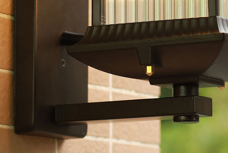 โคมไฟติดผนังภายนอกติดระเบียง ทรงสี่เหลี่ยมสีดำสไตล์ยุโรปโมเดิร์น [VC-01]