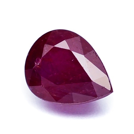 Natural Ruby (Unheated) พลอยเนื้อแข็ง รูปหยดน้ำ ไม่ผ่านการเผา น้ำหนัก 1.71 กะรัต สีแดงสวย สีหวาน ความสะอาดมองตาเปล่ามีตำหนิหน้าเนียน ภายในเม็ดมีตำหนิ
