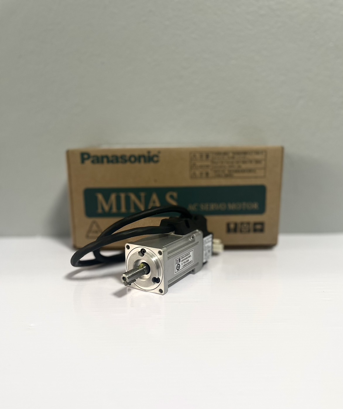 Panasonic Servo Motor MSMD012G1U 100W without Brake