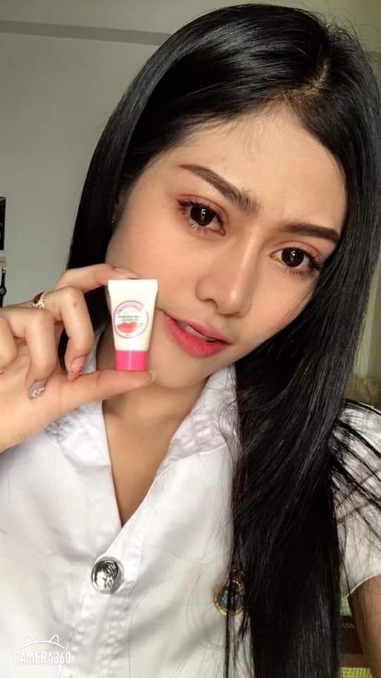 ครีมแก้ปากดำ คลินิค ลิปแก้ปากดำ