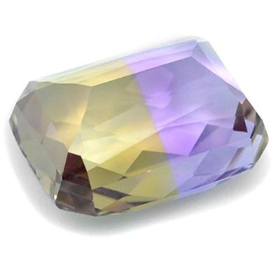 Ametrine (Bi - Colour) พลอยอเมทินต์ ใน1เม็ดมีสี2สี รูปสี่เหลี่ยมตัดมุม เจียระไนหน้าตาข่าย หนัก 7.42 กะรัต สีเหลืองและสีม่วง สีหวานสวย เนื้อสะอาด